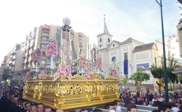 La Virgen del Rosario, patrona de El Palo. 