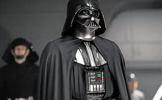 Spencer Wilding da vida a Darth Vader en 'Rogue One'. 