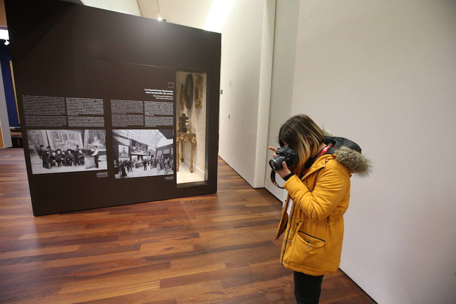 250 aficionados toman las calles de la ciudad para conseguir la mejor instantánea en la prueba organizada por SUR