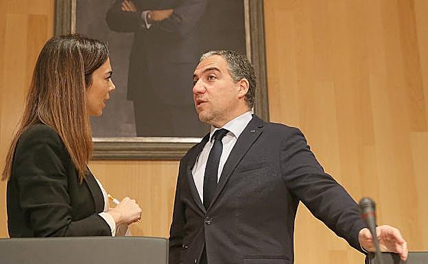 Bendodo a Conejo: «Deje de decir tonterías»