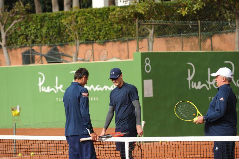 Las instalaciones del Club Puente Romano ultiman su preparación para albergar el torneo este fin de semana