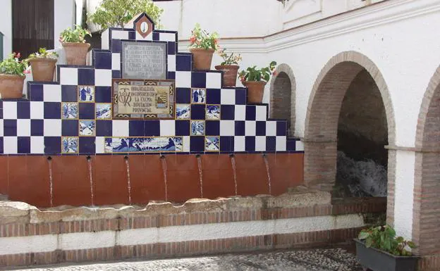 5. Fuente de los Siete Caños, junto al Lavadero de El Chorro.