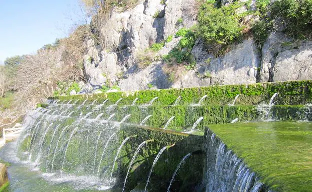 9. Fuente construida sobre uno de los nacimientos del Guadalhorce.