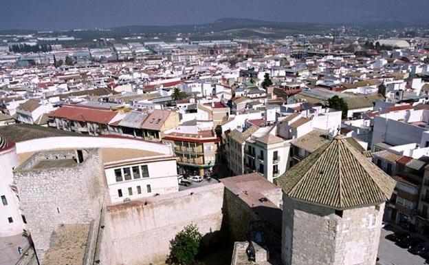 Vista del Castillo del Moral y de la ciudad. 