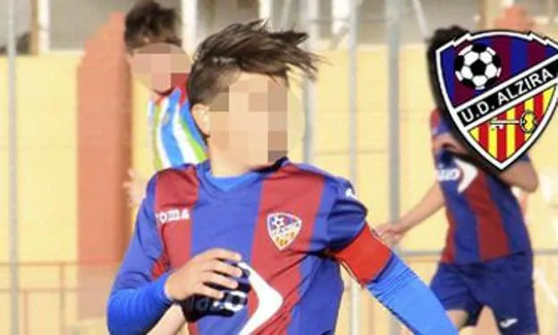 Fallece durante un partido un jugador del fútbol base del UD Alzira