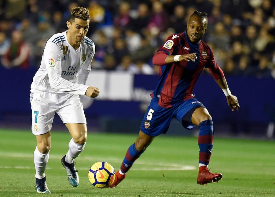 Los blancos empataron con el Levante como ya ocurrió en el Santiago Bernabéu.