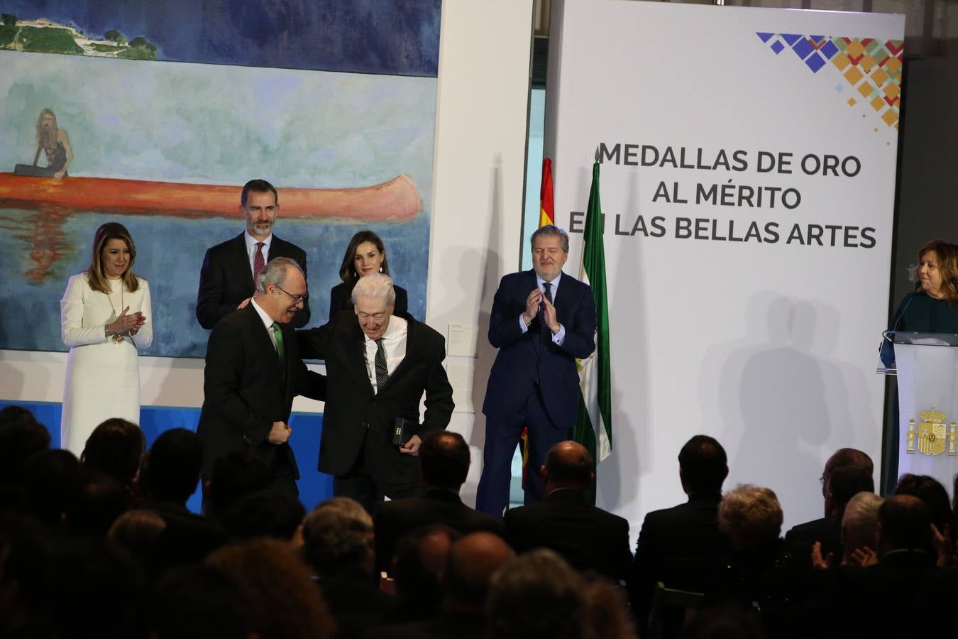 Don Felipe y Doña Letizia presiden la ceremonia en el Pompidou