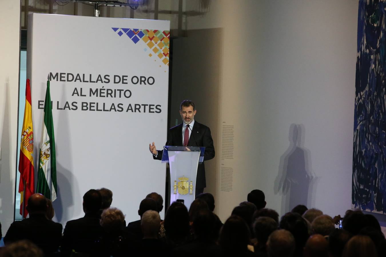 Don Felipe y Doña Letizia presiden la ceremonia en el Pompidou