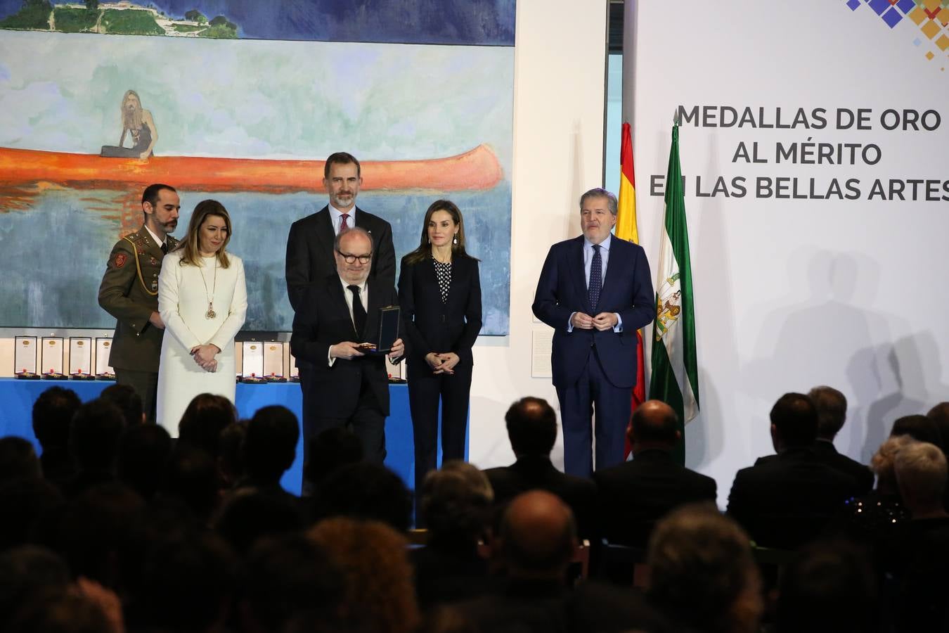 Don Felipe y Doña Letizia presiden la ceremonia en el Pompidou