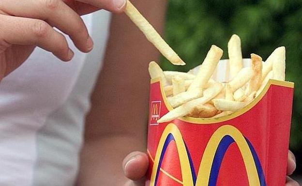 Un estudio de científicos japoneses asegura que las patatas del McDonald's contienen un remedio contra la calvicie