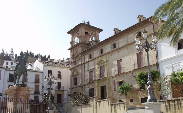 Museo de la Ciudad de Antequera, en el Palacio de Nájera.