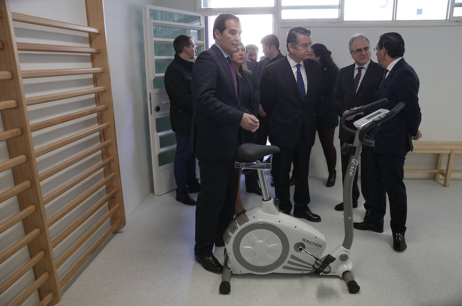 El centro penitenciario Málaga II, ubicado en Archidona, tiene 1.008 celdas en las que se pueden internar en torno a 2.000 reclusos. 