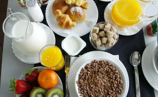 Saltarse el desayuno eleva 1,5 veces la posibilidad de obesidad abdominal