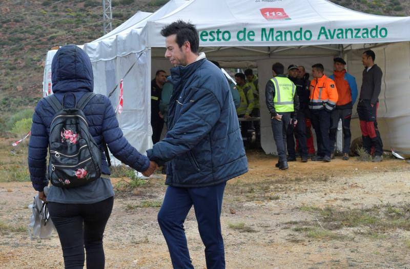 Dispositivo de búsqueda del niño desaparecido ayer en la barriada de Las Hortichuelas en Nijar (Almeria) en el que han participado Guardia Civil, Protección Civil y decenas de ciudadanos