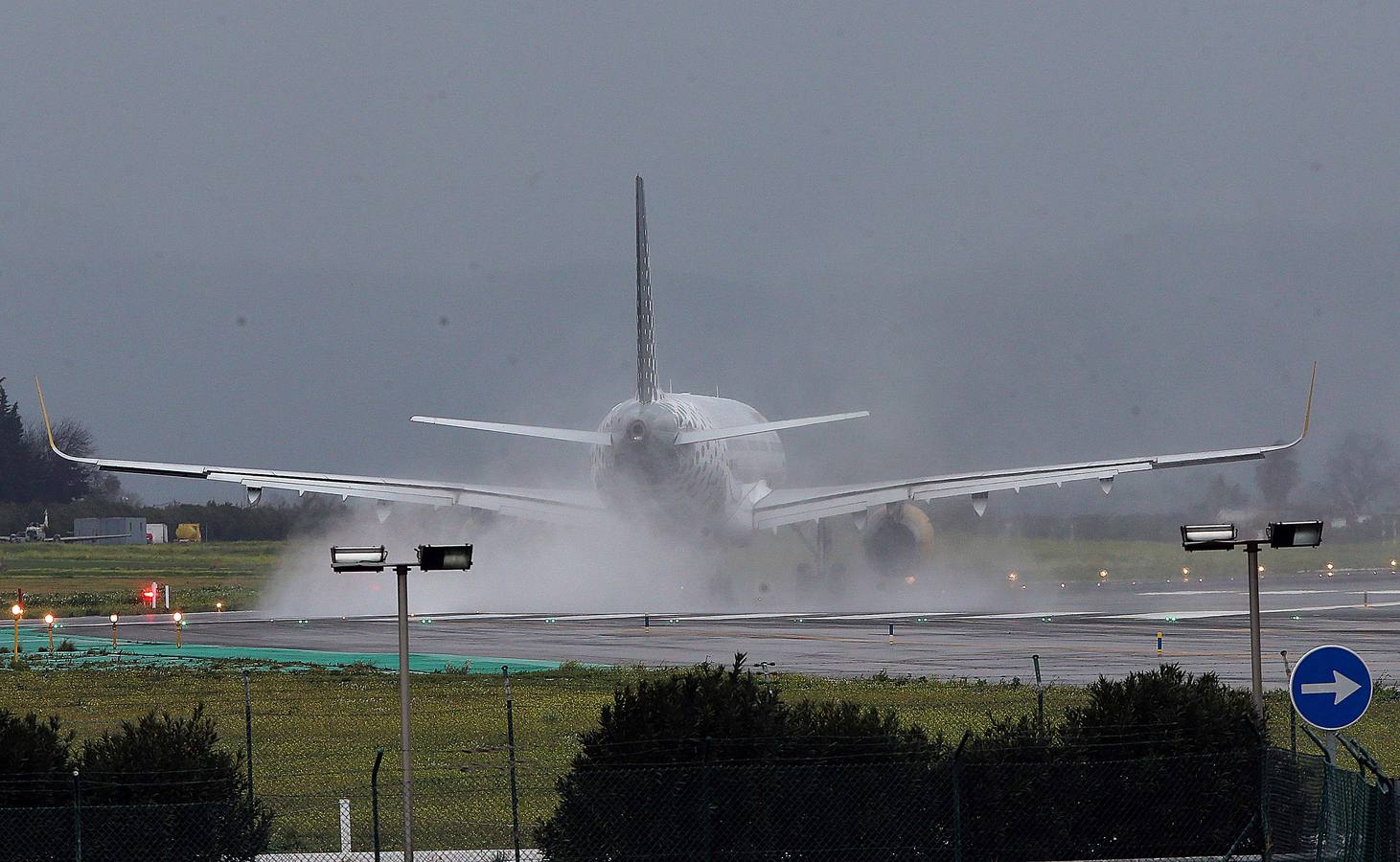 En todos los casos se debe a la meteorología adversa en Irlanda y Reino Unido y no a problemas en la capital malagueña