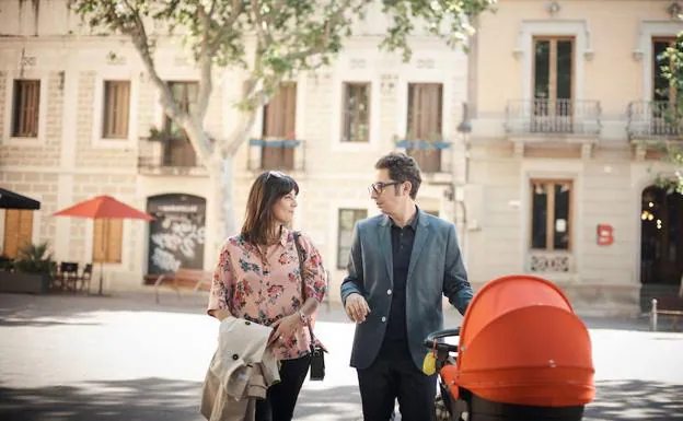 Eva Ugarte y Berto Romero protagonizan esta nueva serie de producción española de Movistar. 