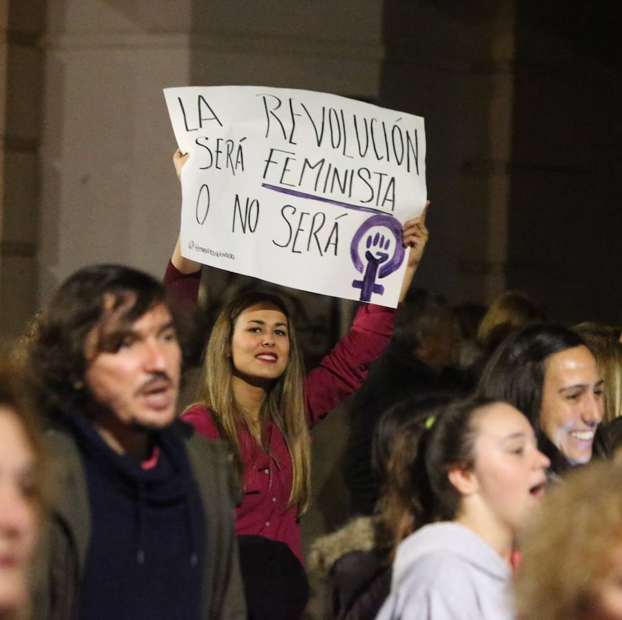 Resumen en imágenes del desarrollo del Día Internanacional de la Mujer en la capital y la provincia