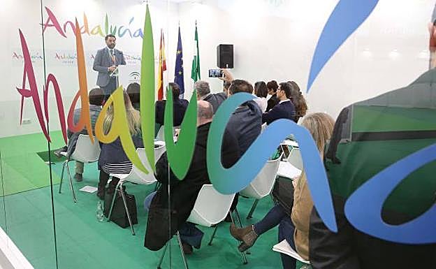 El consejero andaluz de Turismo, Francisco Javier Fernández, en la ITB este jueves. 