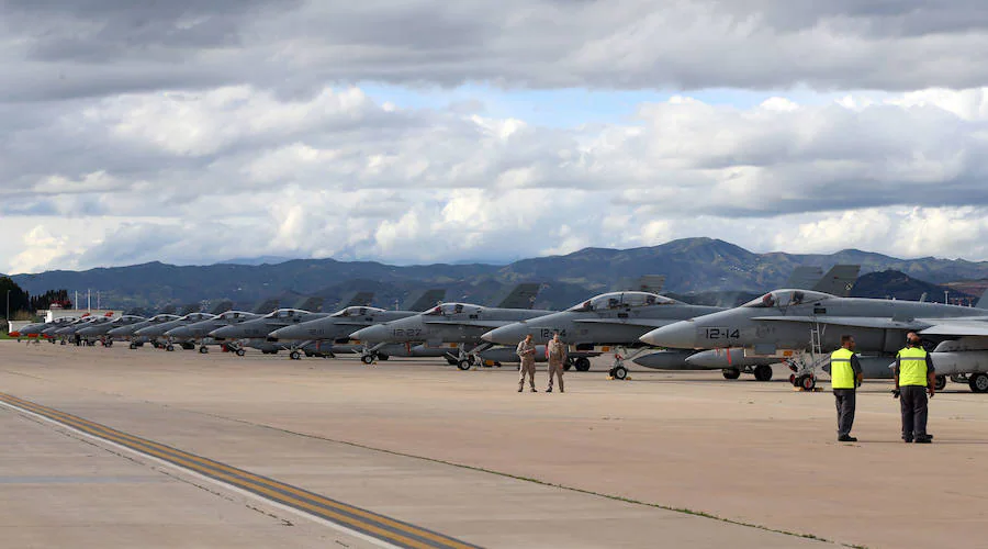 Aviones de combate en Málaga, una docena de cazas F18 participarán el miércoles en el ejercicio Dapex en Málaga