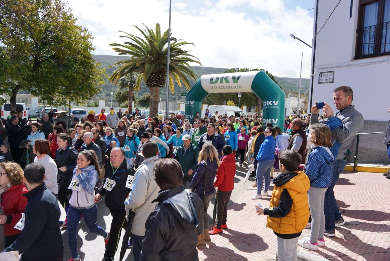 La tercera edición de la carrera solidaria de Almargen se celebró el pasado 11 de marzo a beneficio de la Asociación AVOI (Asociación de Voluntarios de Oncología Infantil de Málaga).