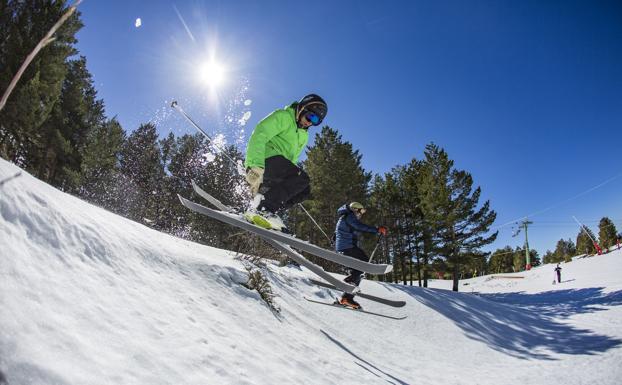 Las pistas de Teruel son una excelente experiencia para los esquiadores