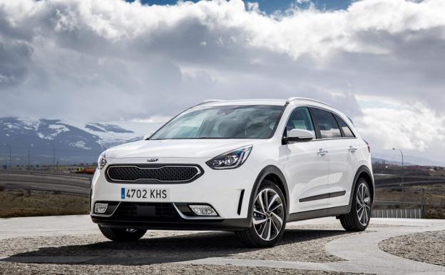 El Niro es el primer 'crossover' híbrido de Kia.