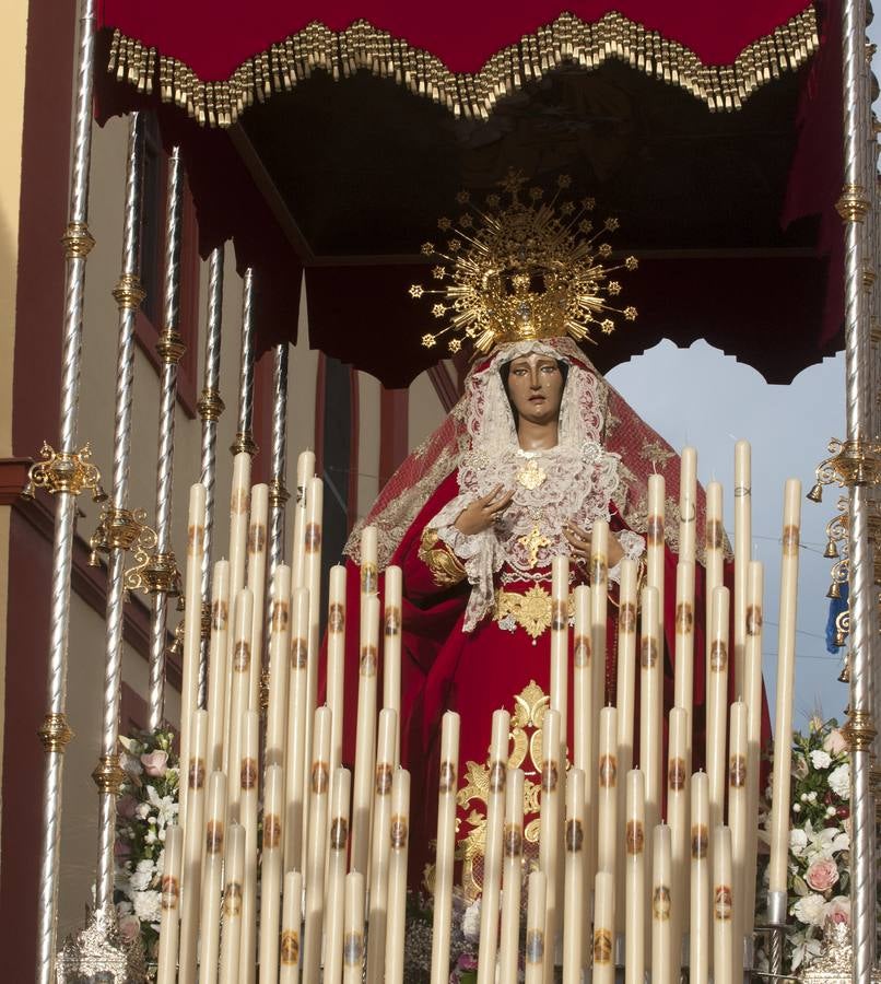Fotos: Fotos de las procesiones y traslados del Sábado de Pasión