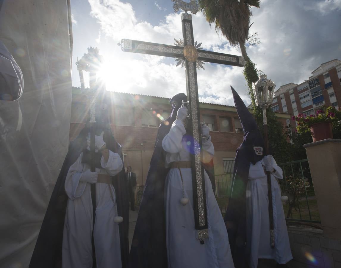 Fotos: Fotos de las procesiones y traslados del Sábado de Pasión