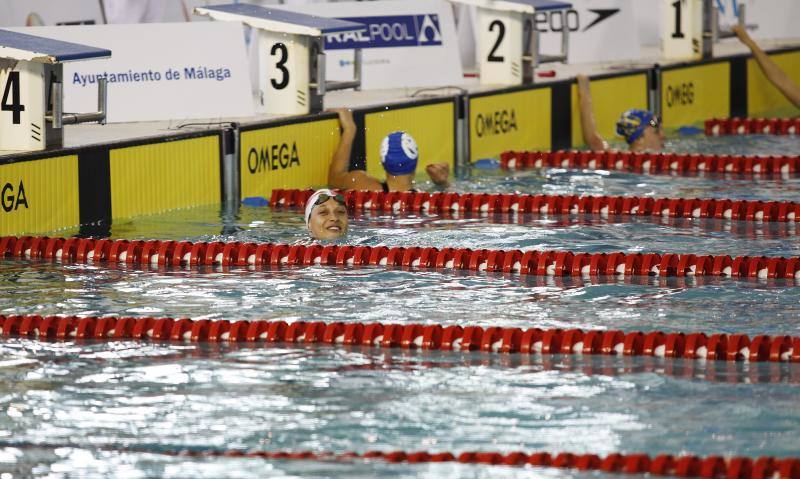 Las instalaciones de Inacua viven estos días una auténtica pasión por la natación, con las gradas llenas y un gran ambiente de compañerismo entre aficionados y clubes en el Campeonato de España.