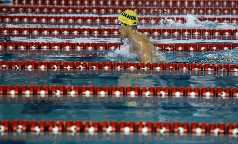 Las instalaciones de Inacua viven estos días una auténtica pasión por la natación, con las gradas llenas y un gran ambiente de compañerismo entre aficionados y clubes en el Campeonato de España.