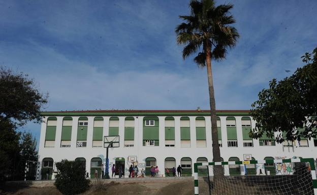 Colegio público José Banús. 