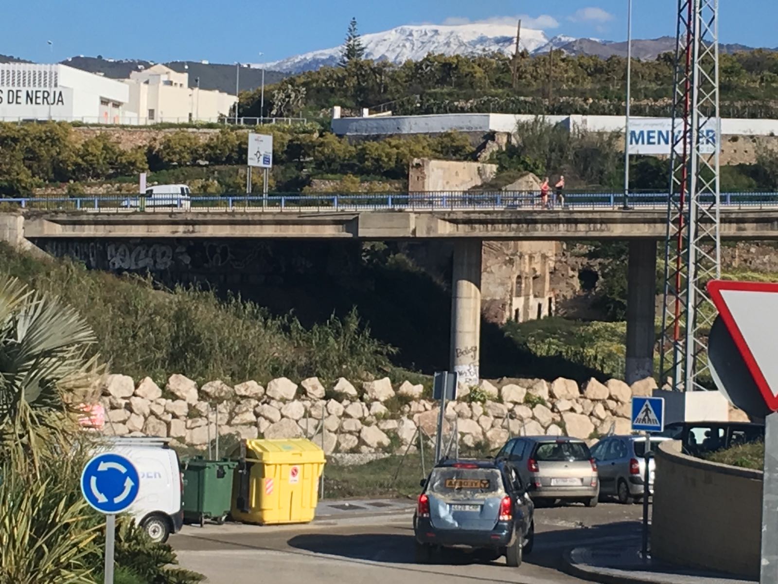Cumbres nevadas en la Axarquía