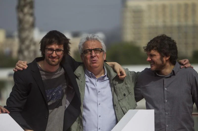 Elenco de la película que clausura el certamen 'El mejor verano de mi vida'.