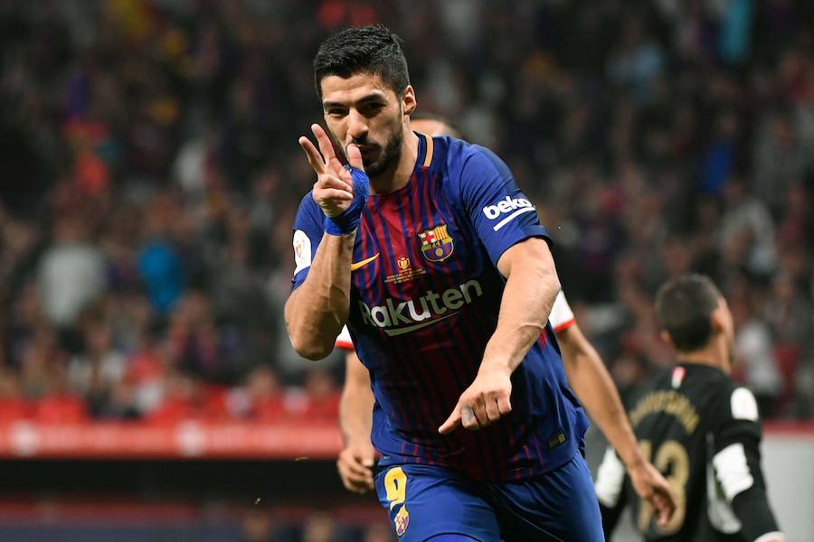 El Barcelona consigue su cuarta Copa del Rey consecutiva ante un Sevilla que fue muy inferior. Doblete de Suárez y tantos de Messi, Countinho y un Iniesta que fue masivamente ovacionado por el Wanda Metropolitano 