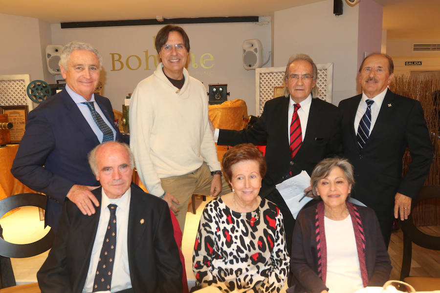 El Grupo Cronos homenajea en el restaurante La Bohème a la escritora e historiadora Mari Pepa Lara