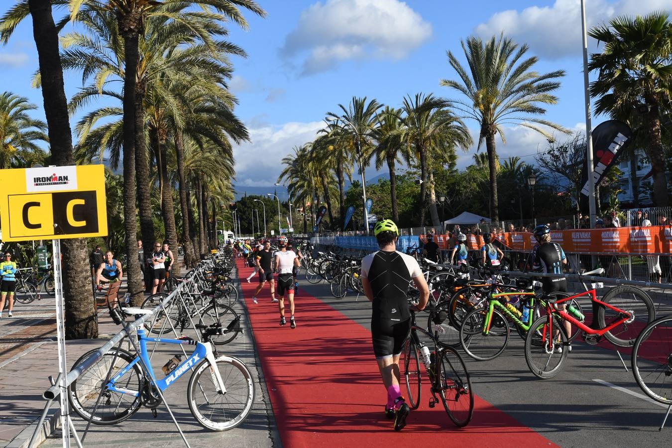 El británico ha conquistado el primer Ironman 70.3 Marbella que abre el calendario europeo de la especialidad. En total había 2.500 inscritos