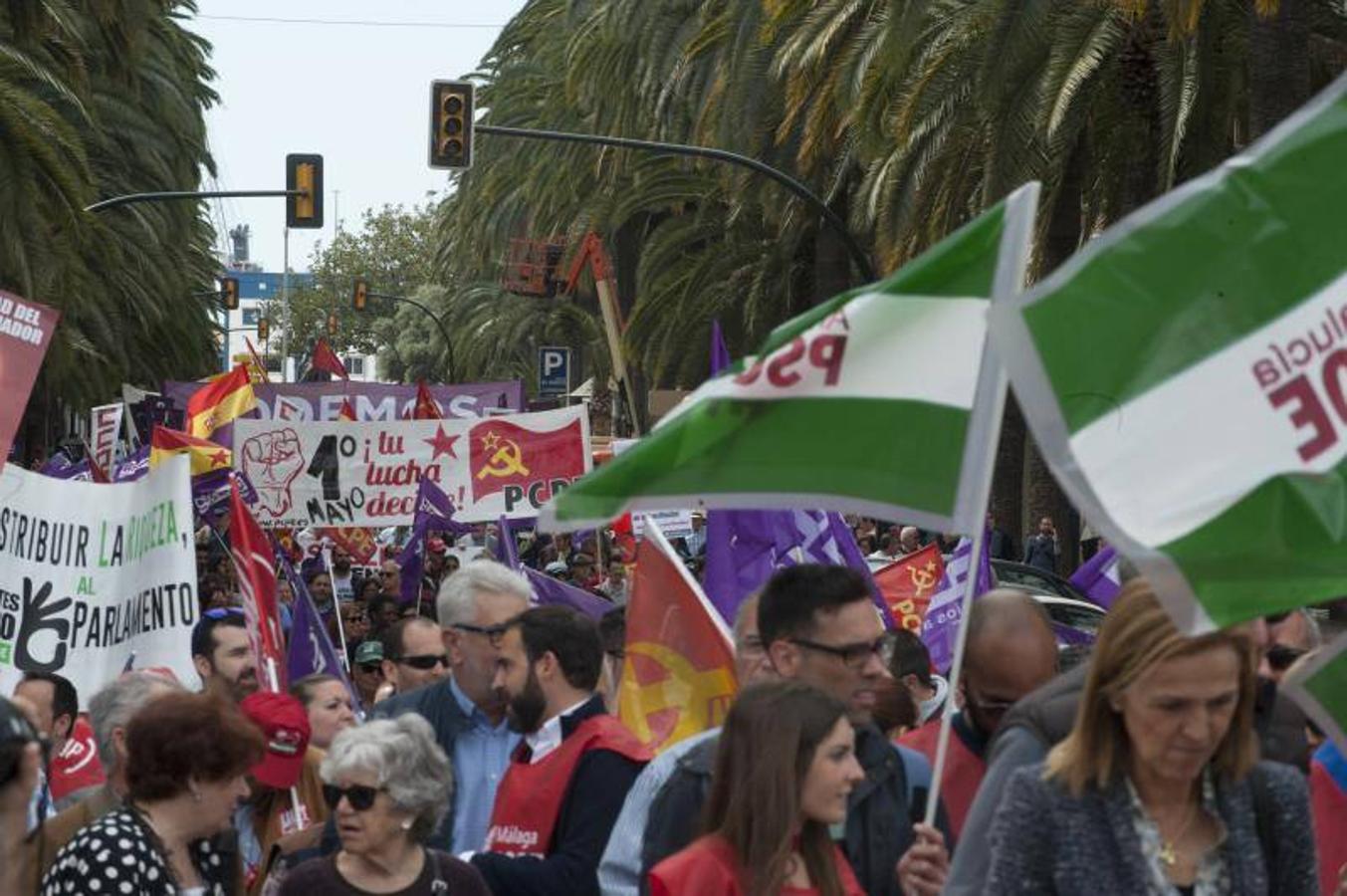 Miles de malagueños participan en la marcha del Día del Trabajo, convocada por CCOO y UGT y apoyada por partidos y colectivos de izquierda