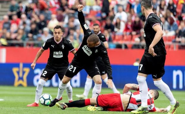 El Eibar aleja al Girona de Europa