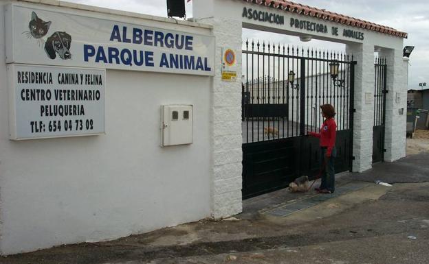 Acuerdan suspender la condena por maltrato al empleado de Parque Animal de Torremolinos