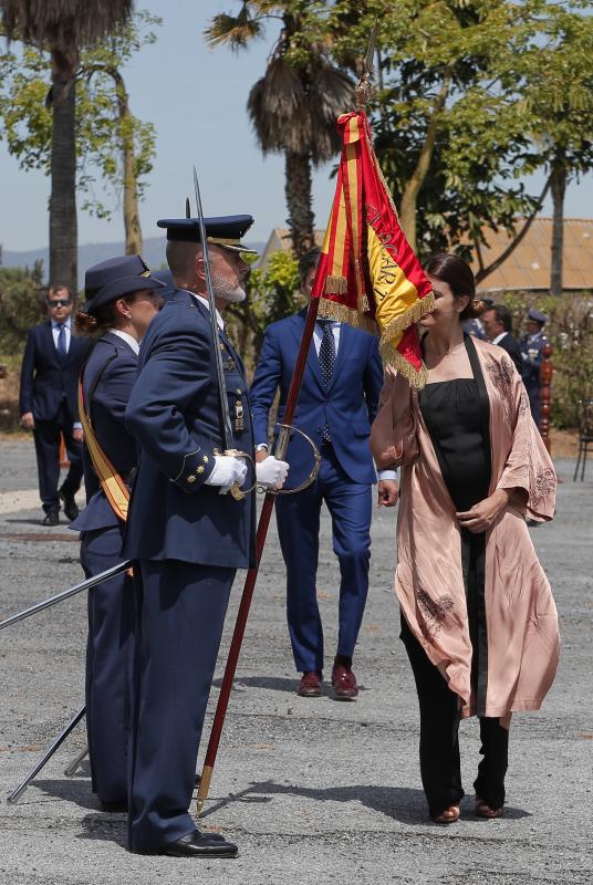 Un total de 156 malagueños juran o renuevan el juramento a la bandera de España en la base aérea de la capital 