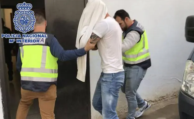Detenido en Marbella un prófugo con 75 identidades distintas especializado en robar furgones blindados