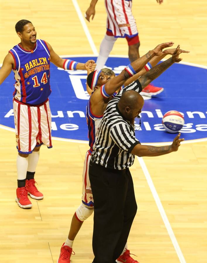 Fotos: El espectáculo de los Harlem Globetrotters en Málaga