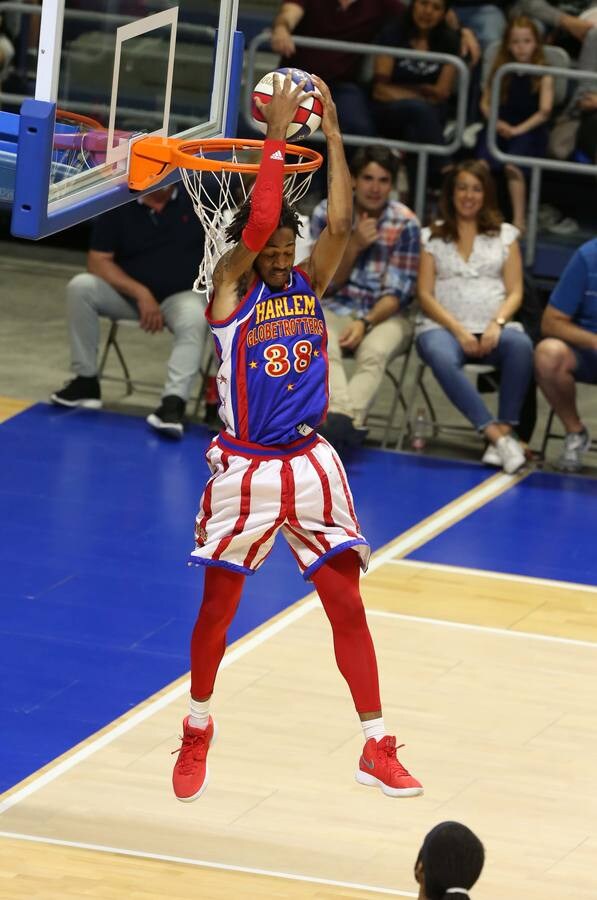 Fotos: El espectáculo de los Harlem Globetrotters en Málaga