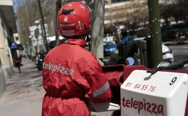 Repartidor de Telepizza.