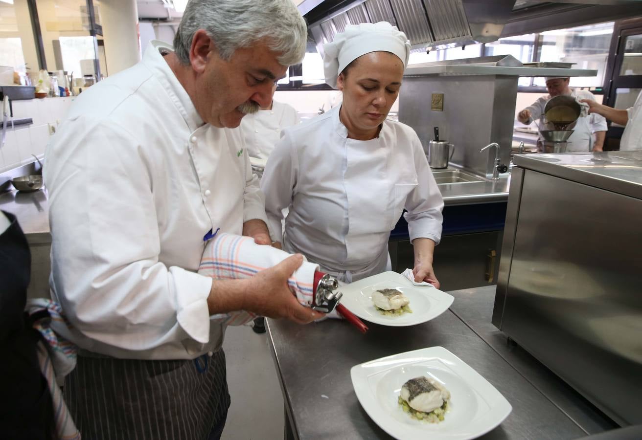 La escuela de hostelería ofrecerán al público la posibilidad de participar en estas actividades formativas, tres días a la semana, de martes a jueves y ofertarán tres tipos de menús de temporada, elaborado por el equipo de formadores del centro