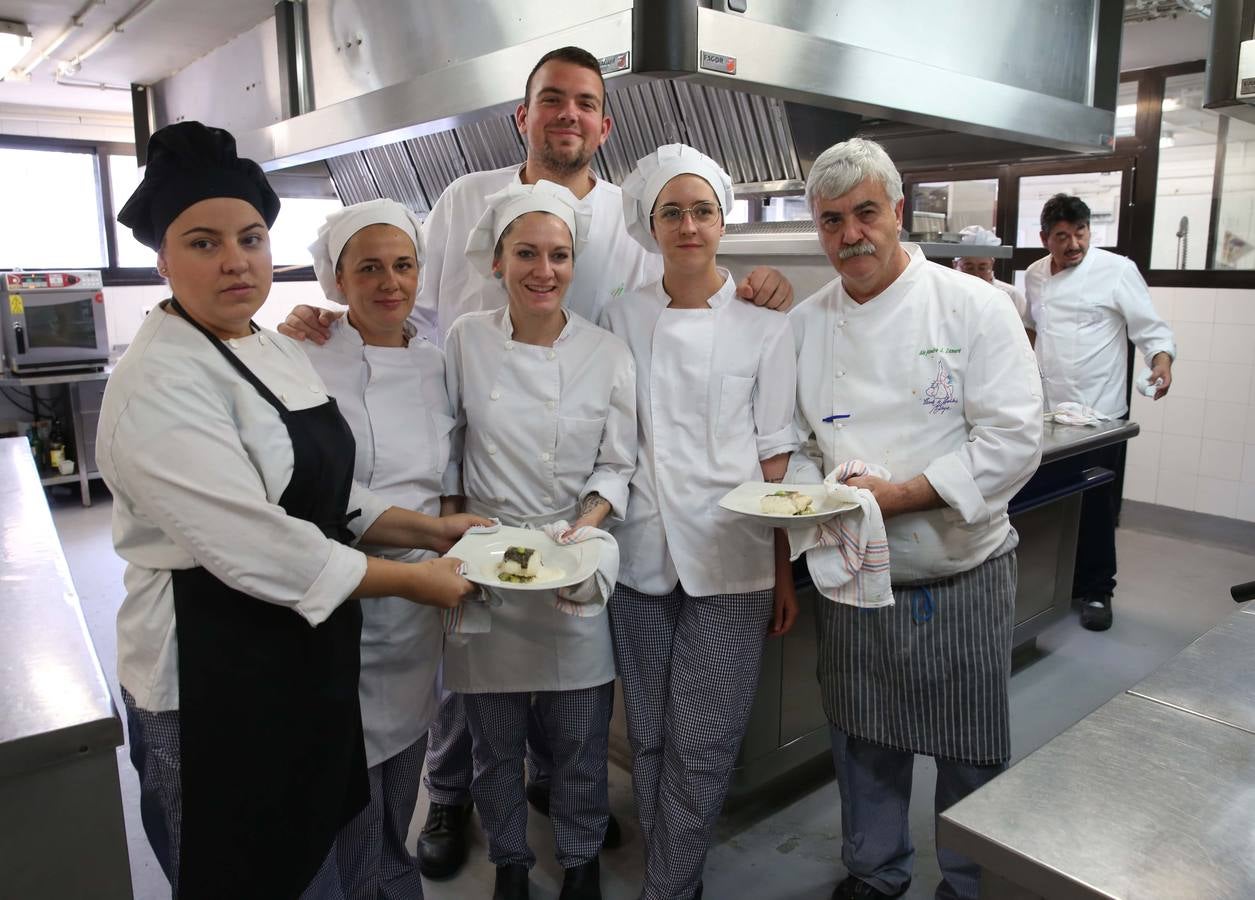 La escuela de hostelería ofrecerán al público la posibilidad de participar en estas actividades formativas, tres días a la semana, de martes a jueves y ofertarán tres tipos de menús de temporada, elaborado por el equipo de formadores del centro