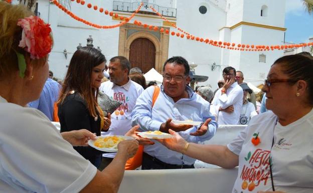 Coín abre su despensa para celebrar el Día de la Naranja