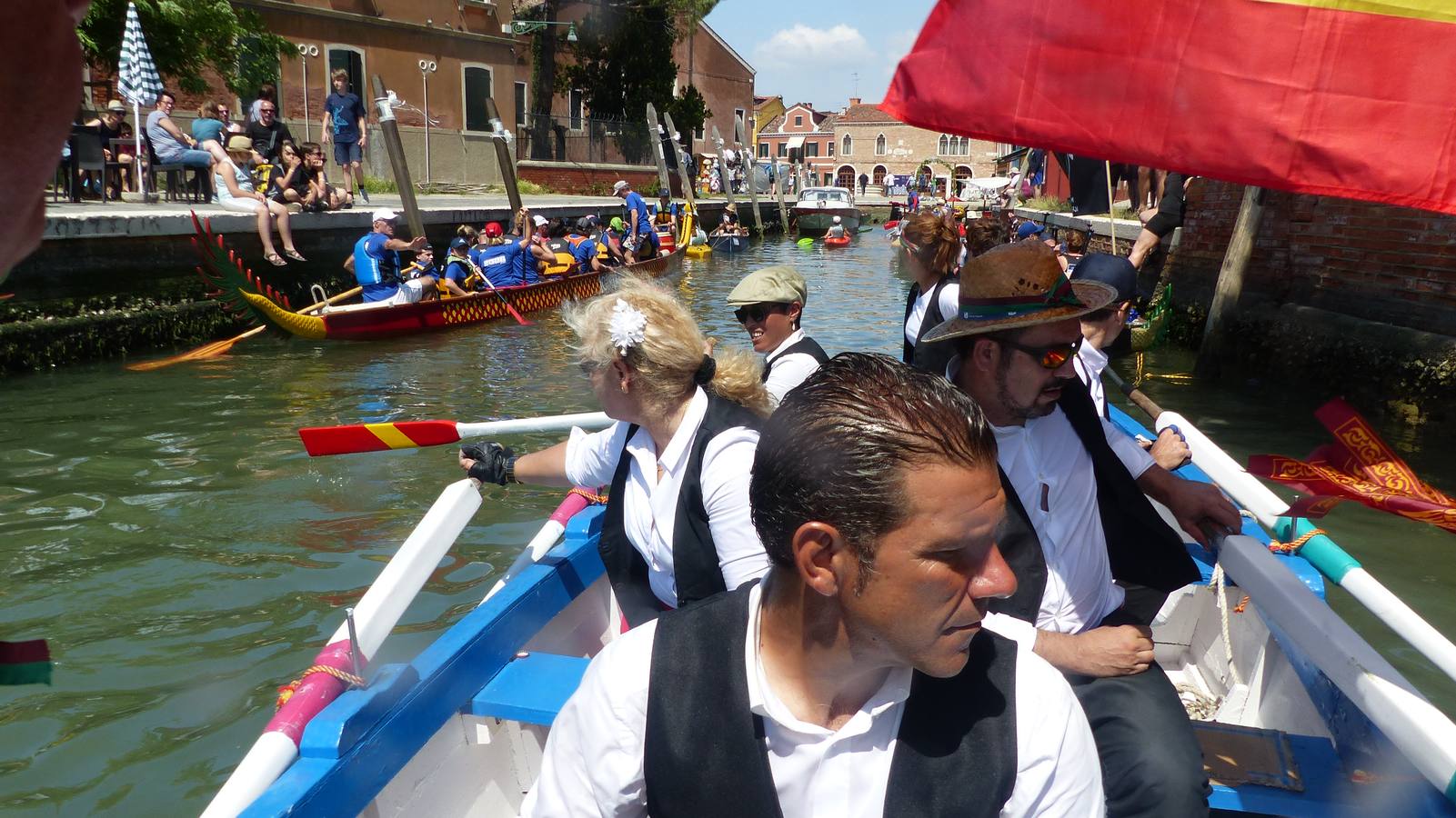 Dos jábegas (una de El Palo y otra de Pedregalejo) y una chalana participaron en la 44.ª Vogalonga de Venecia, una prueba no competitiva en la que participan miles de barcos llegados desde distintos puntos del mundo. Por primera vez participaron jábegas malagueñas.