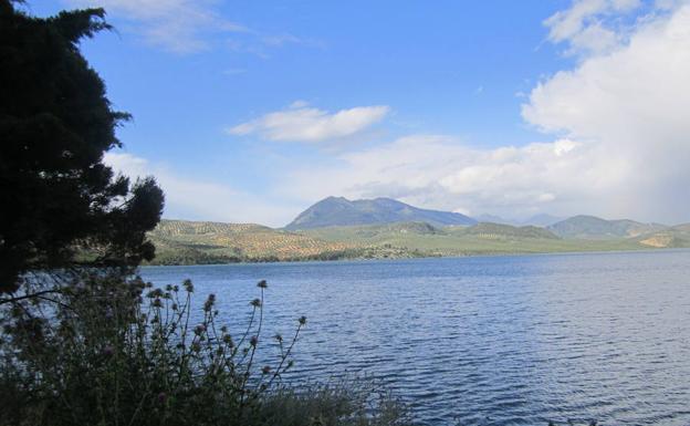 Vista del pantano de Iznájar