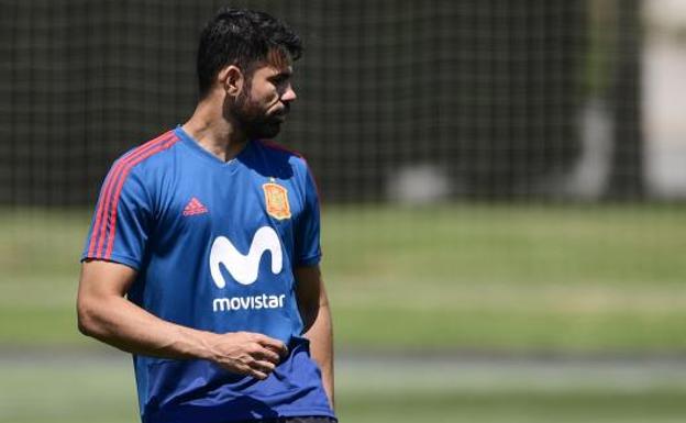 Diego Costa durante un entrenamiento con la selección